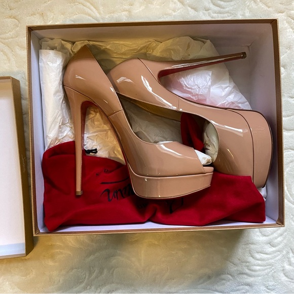 Christian Louboutin Nude Patent Leather Lady Peep Toe Platform Pumps - Picture 10 of 15